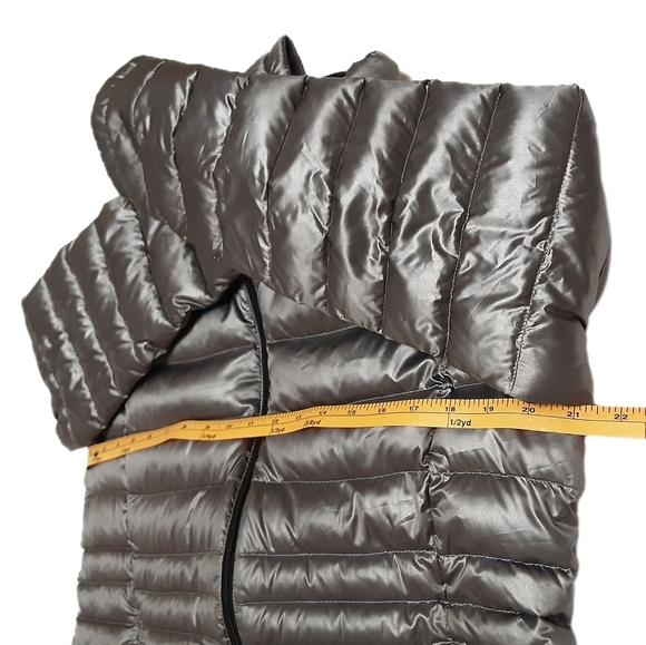 Andrew Marc Packable Coat Womens Large - Picture 10 of 13